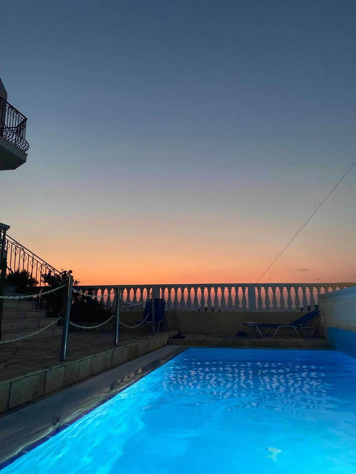 Irini'S Villa アルゴストリオン エクステリア 写真