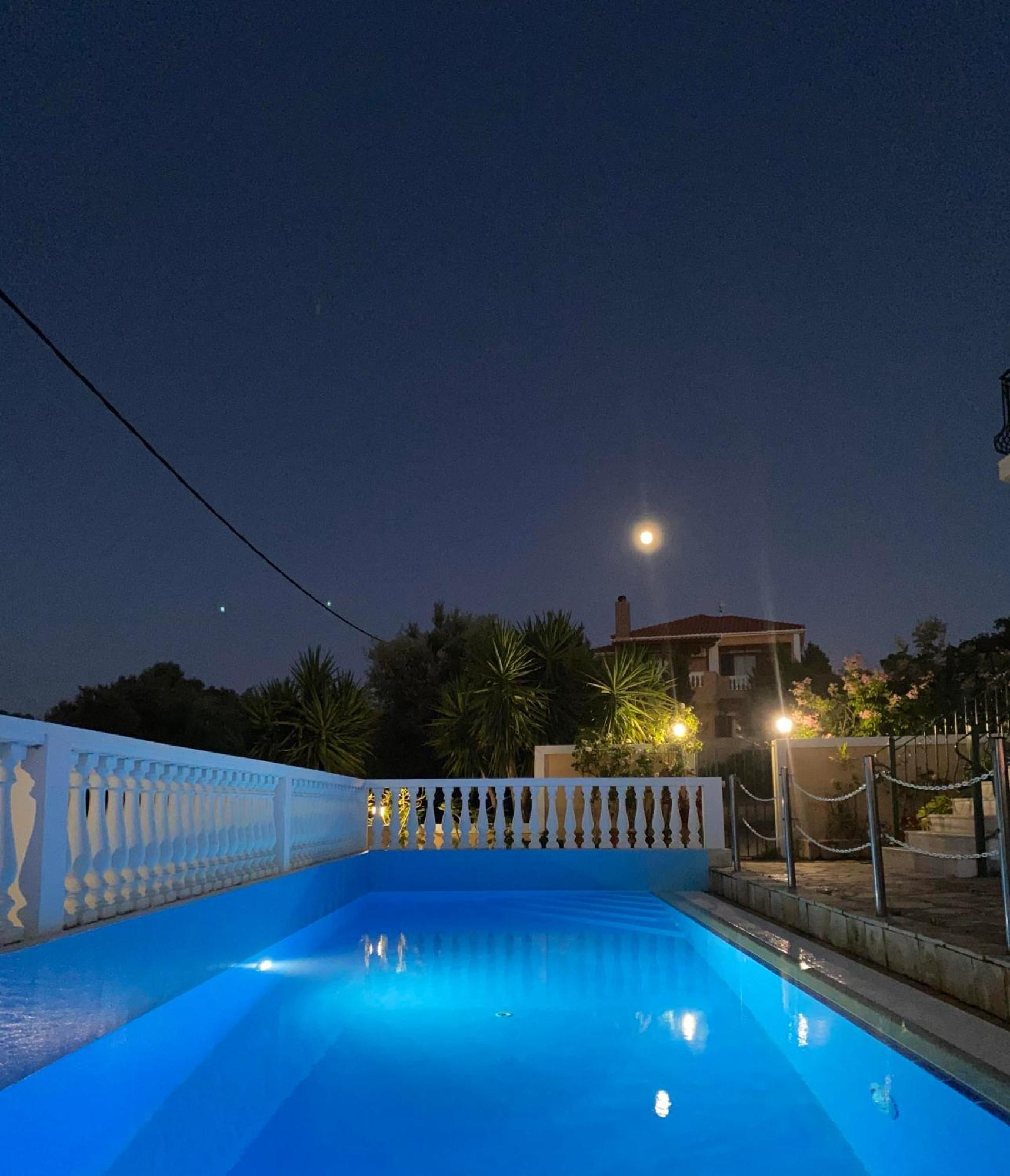 Irini'S Villa アルゴストリオン エクステリア 写真