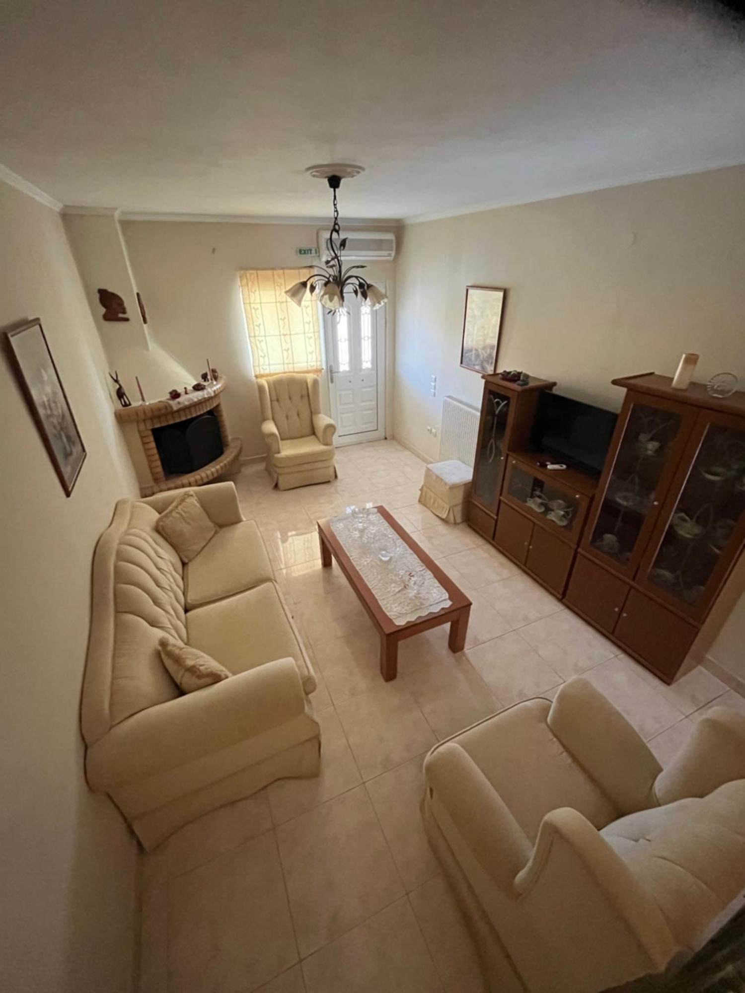 Irini'S Villa アルゴストリオン エクステリア 写真