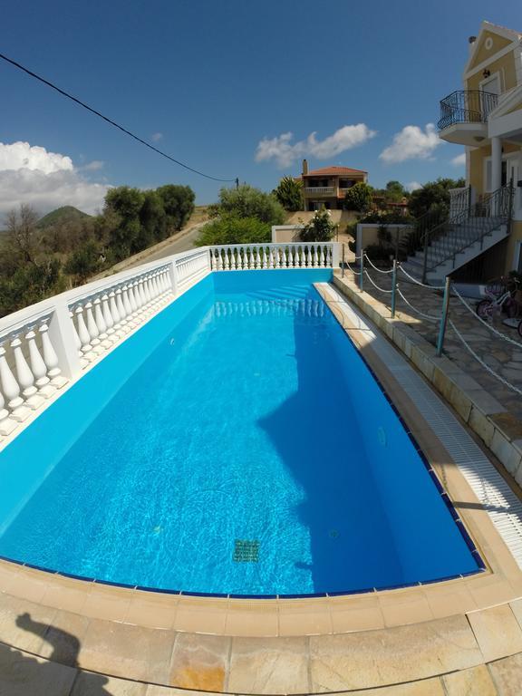 Irini'S Villa アルゴストリオン エクステリア 写真